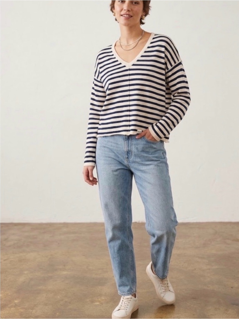 Pact Organic Cotton Striped V-Neck Sweater in Navy and Cream XL